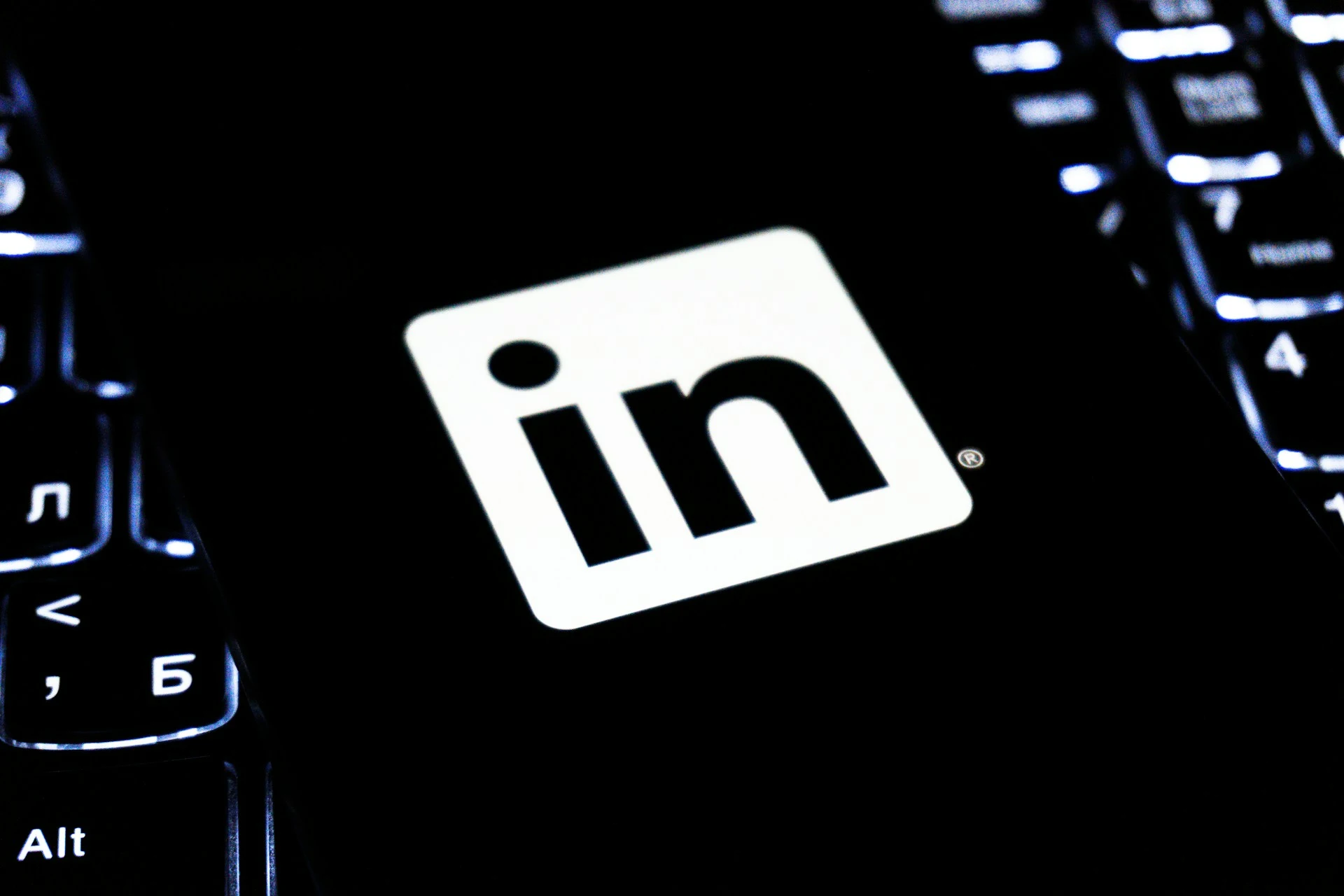 The Growing Concern of AI Hallucinations in Enterprise Applications